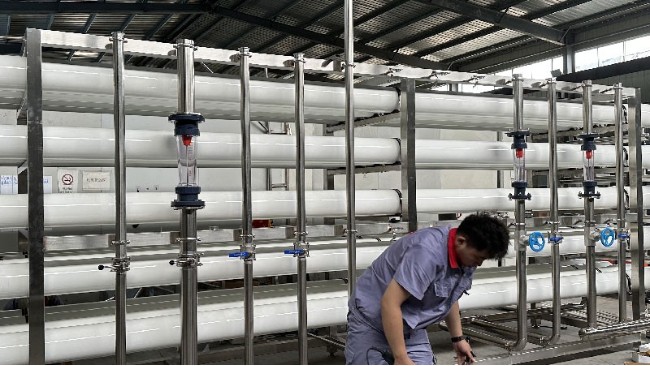 反滲透純水設備處理的過程與優勢