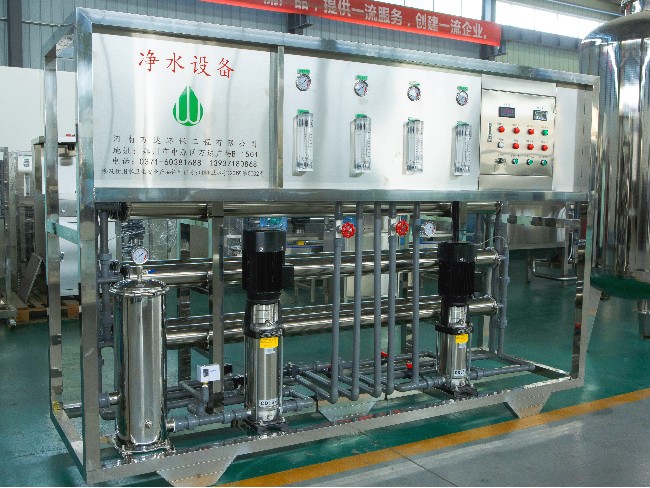 礦泉水灌裝生產線設備 礦泉水灌裝生產線設備